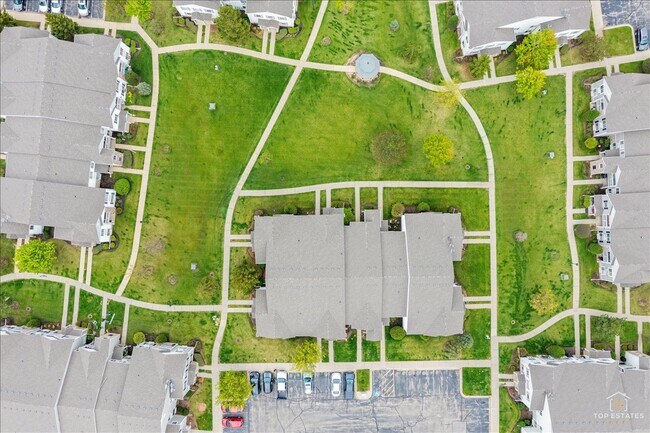 Building Photo - 1515 Silverstone Dr