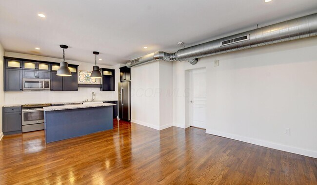 Building Photo - 65 S 5th St