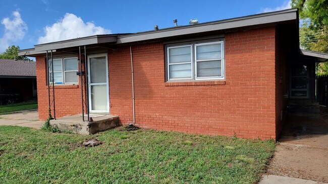 Primary Photo - 4416 29th St