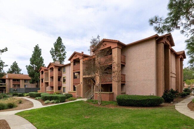 Building Photo - 12067 Alta Carmel Ct