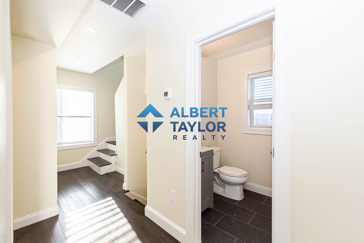 Building Photo - 5 Malvern Ter