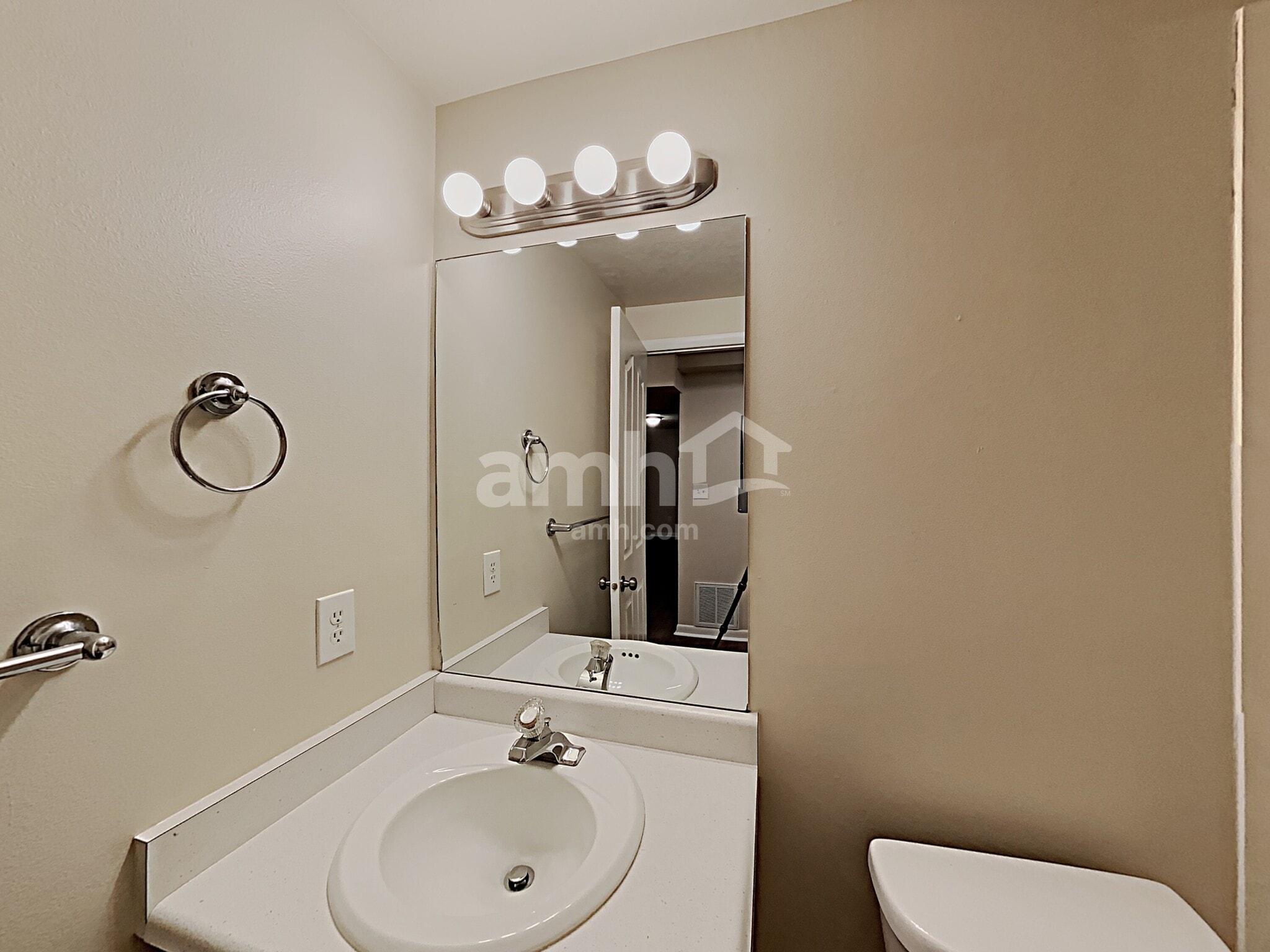 Building Photo - 845 Grove Creek Dr