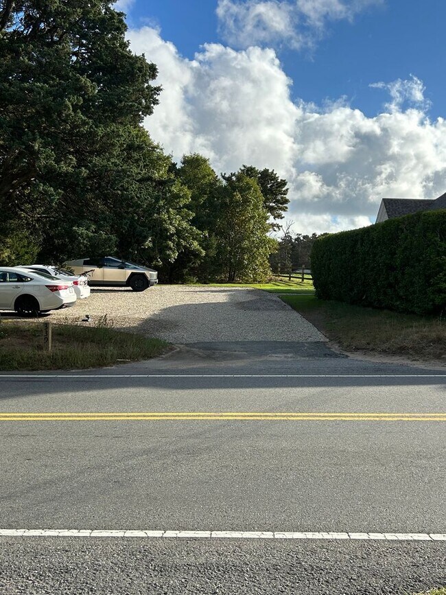 Building Photo - Brand New 1 Bedroom