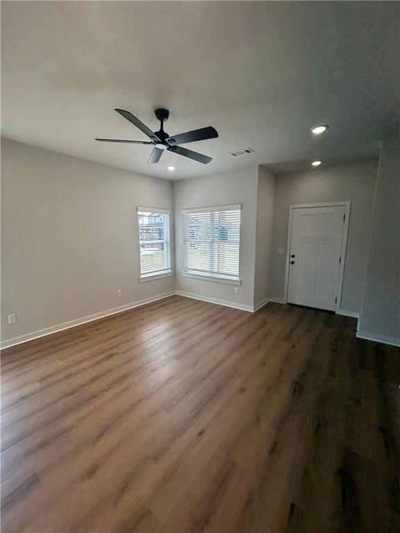 Building Photo - 621 Cosmos St