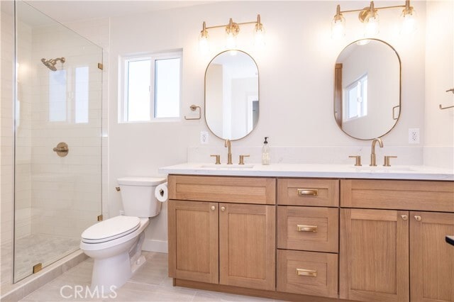 Building Photo - 8330 Glenoaks Blvd