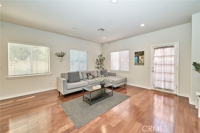 Building Photo - 1018 La Cadena Ave