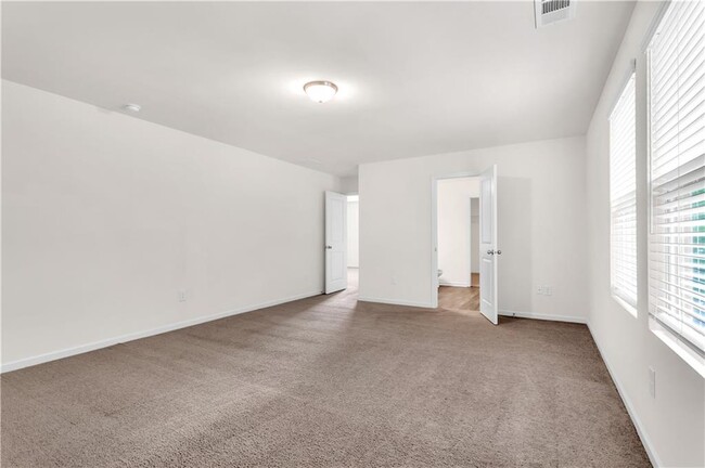 Building Photo - 4715 Bluffton Ct