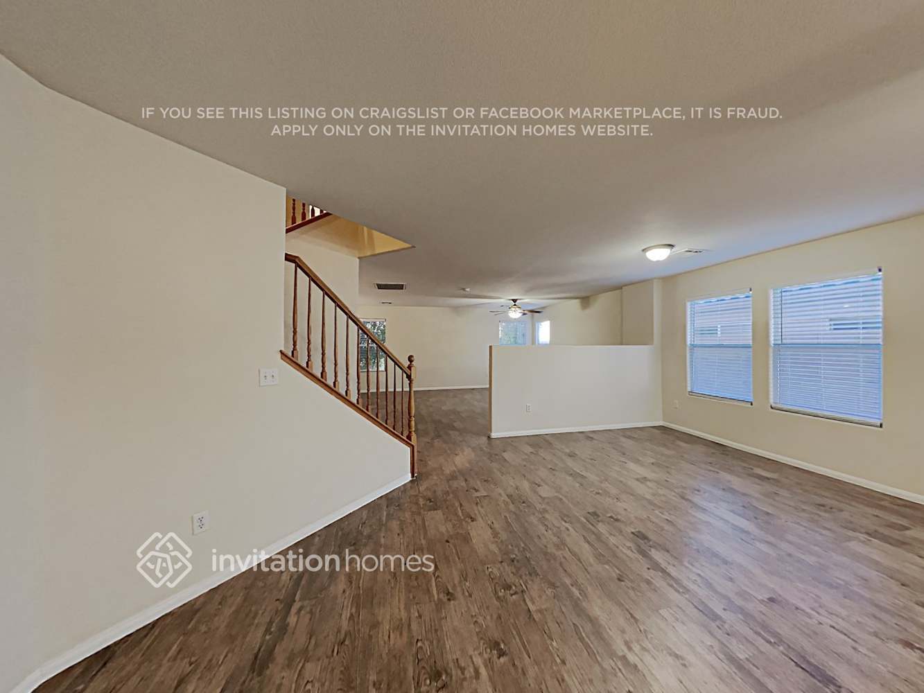 Building Photo - 3328 Famiglia Dr