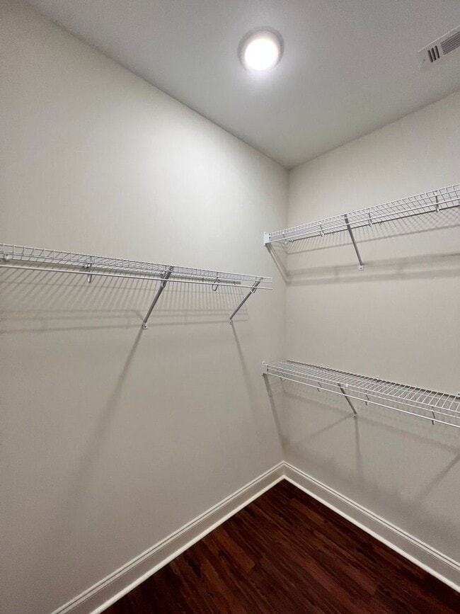 Building Photo - East Longleaf Townhome