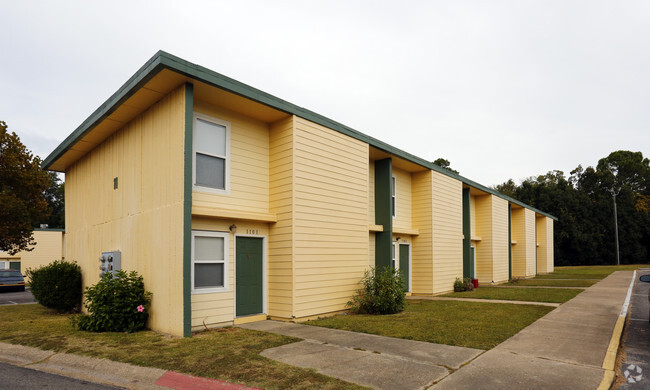 Villas Sur La Riviere! - 3103 8th Ave Gulfport MS 39501 | Apartment Finder