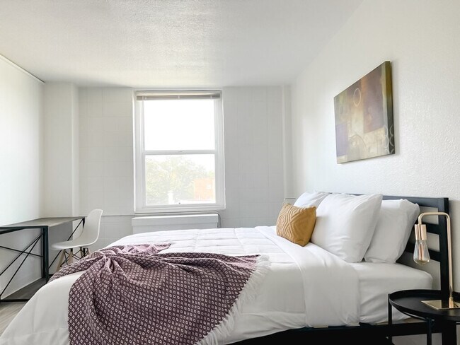 Building Photo - 2515 Burnet Ave