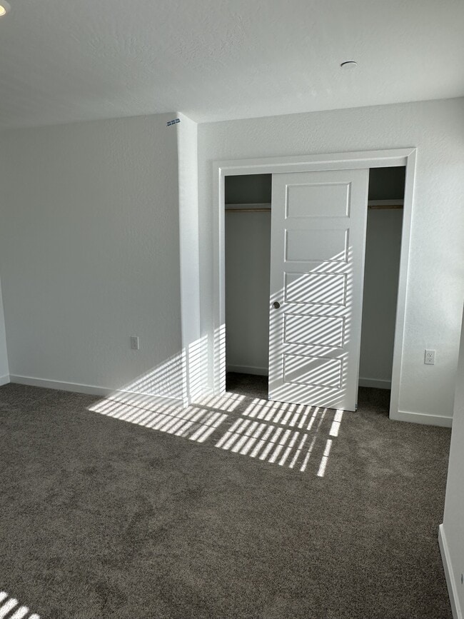 Building Photo - 4417 Hampton Wy