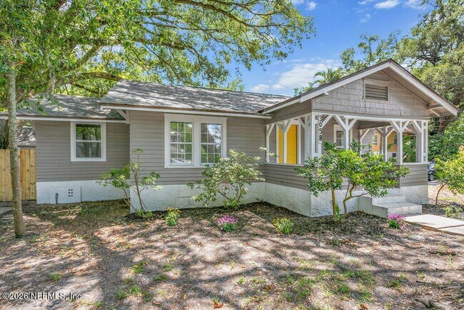 Building Photo - 3058 Rosselle St