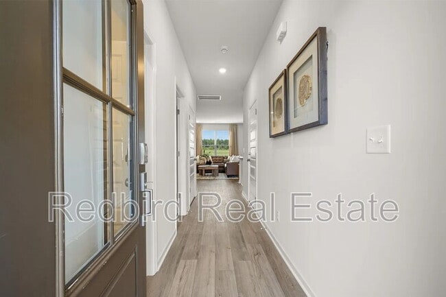 Building Photo - 2008 Acadia Wy