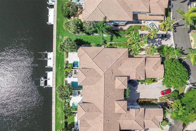 Building Photo - 21301 NE 38th Ave