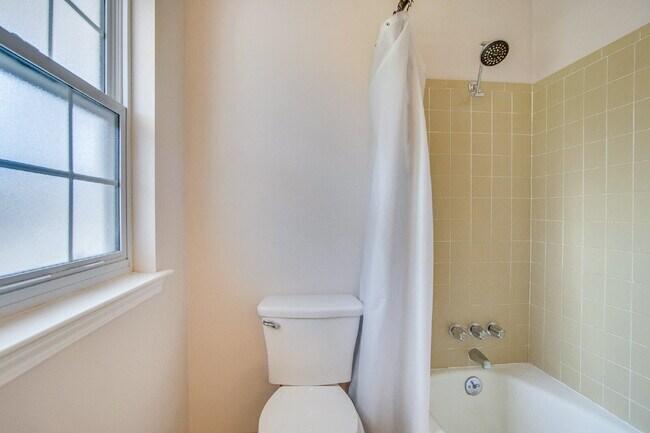 Building Photo - Pool Home with Office, Two Primary Suites ...