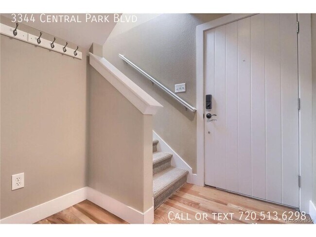 Building Photo - 3344 Central Park Blvd