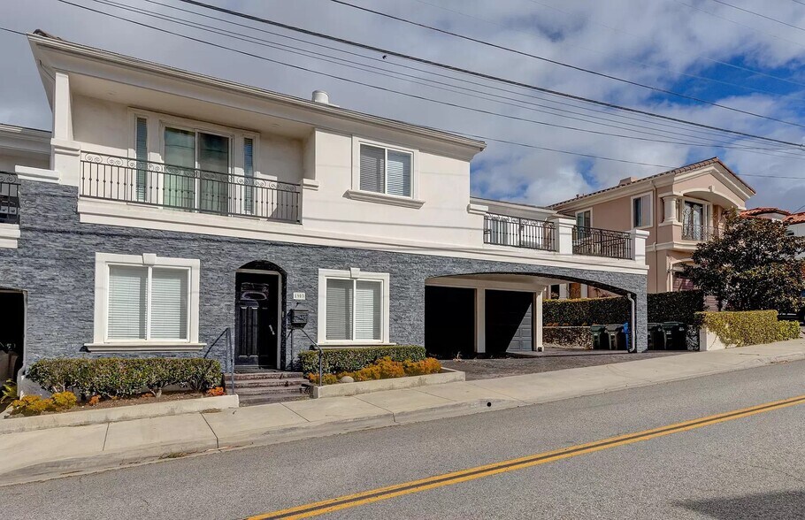 Building Photo - 1903 Voorhees Ave