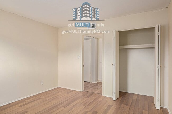 Building Photo - 1111 E Butler Dr