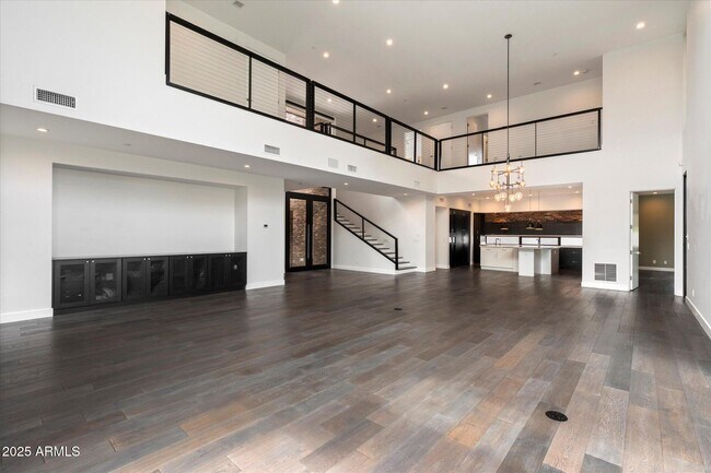 Building Photo - 4525 N 36th Way