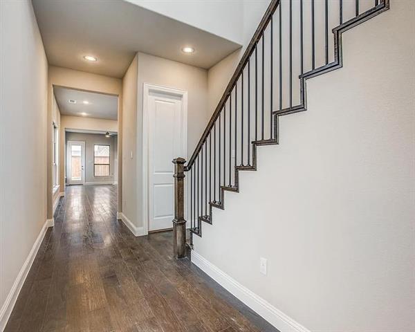 Building Photo - 4549 Refugio Dr