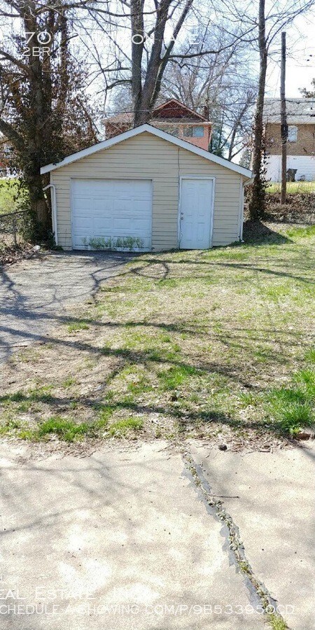 Building Photo - 7012 Edison Ave