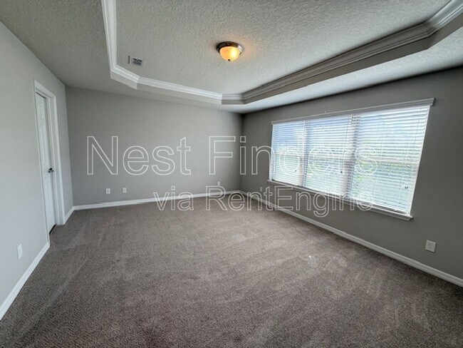 Building Photo - 7028 Buroak Ct