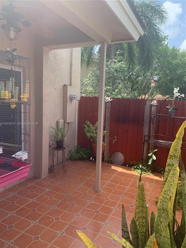 Building Photo - 2211 SE 23rd Rd