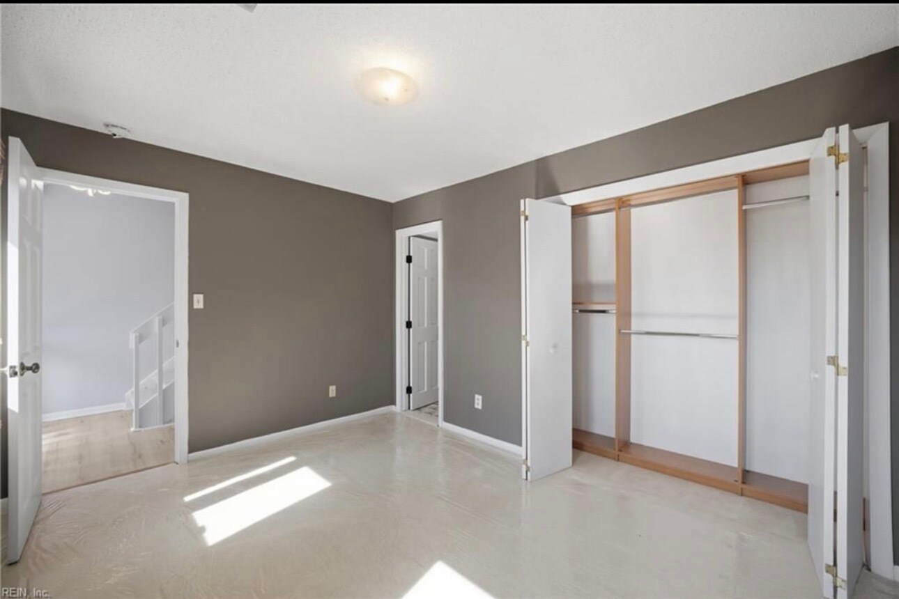 Building Photo - 795 53rd St