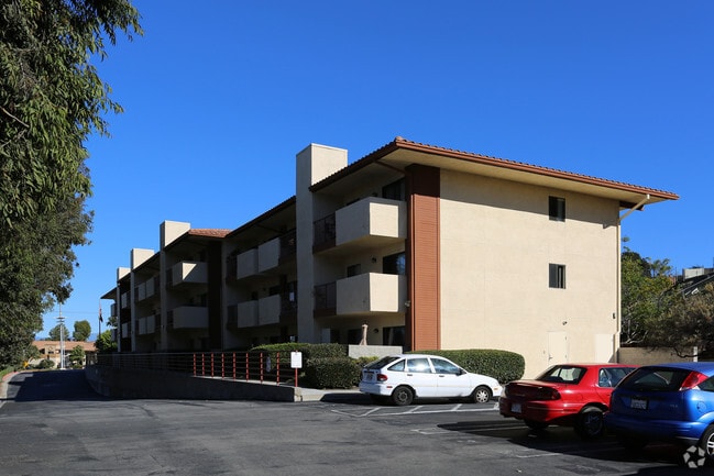 Primary Photo - Silvercrest Residence