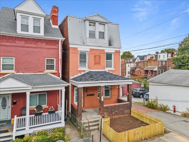 Building Photo - 515 Cato St