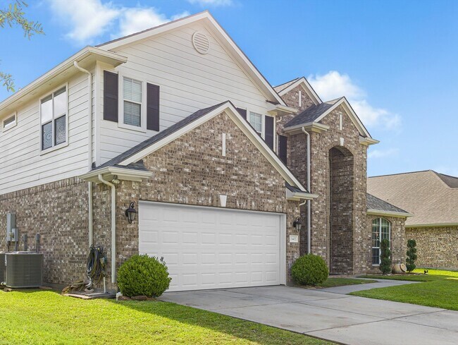 Building Photo - 21402 Hannover Forest