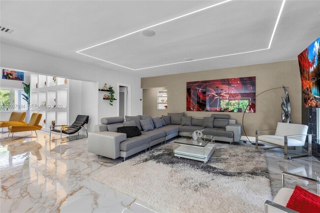 Building Photo - 13540 SW 98th Ct