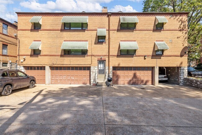 Building Photo - 4931 Jamieson Ave