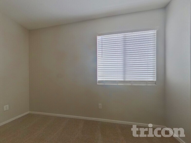 Building Photo - 7448 S Horizon Ct