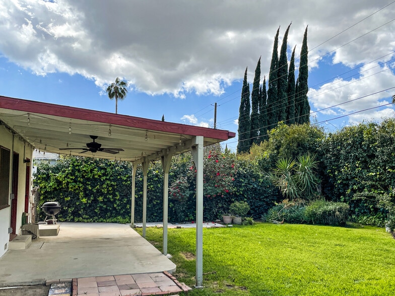 Covered Porch. - 6461 Gaviota Ave