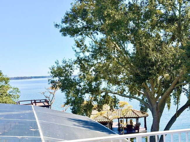 Building Photo - 5243 W Lake Butler Rd