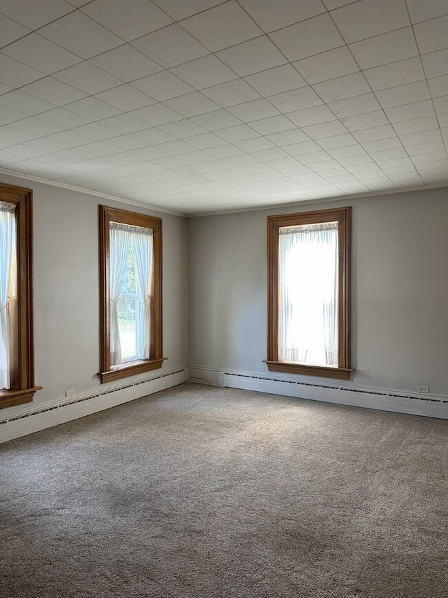 Building Photo - 500 Melmore St