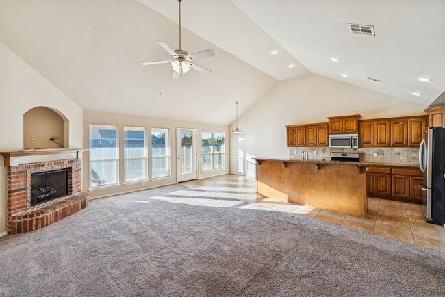 Building Photo - 4124 S 134th E Ave