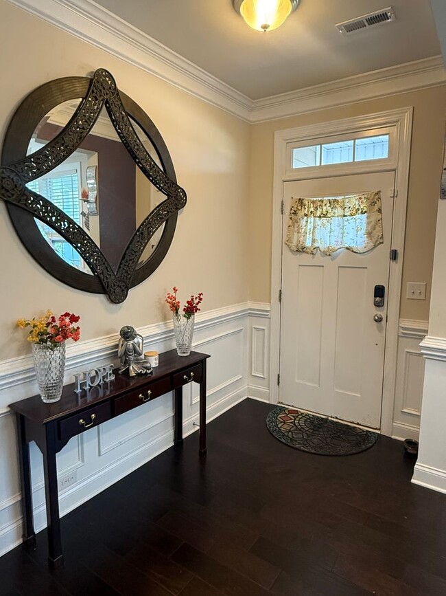 Building Photo - Sought-After Skybrook Community