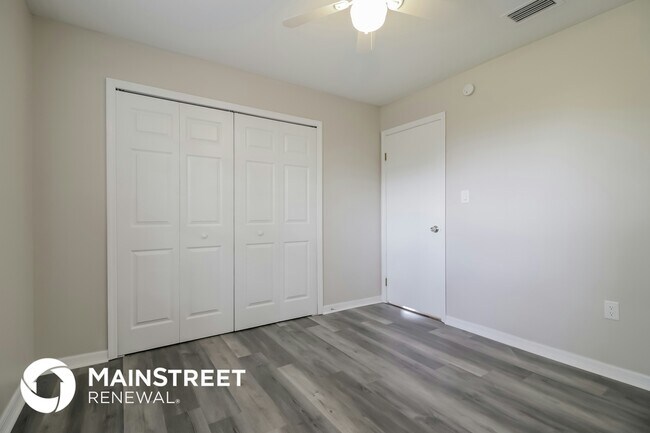 Building Photo - 6090 Alden Ave