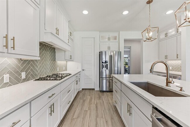 Building Photo - 253 Rosetta Lp