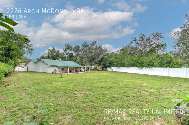 Building Photo - 2226 Arch McDonald Dr