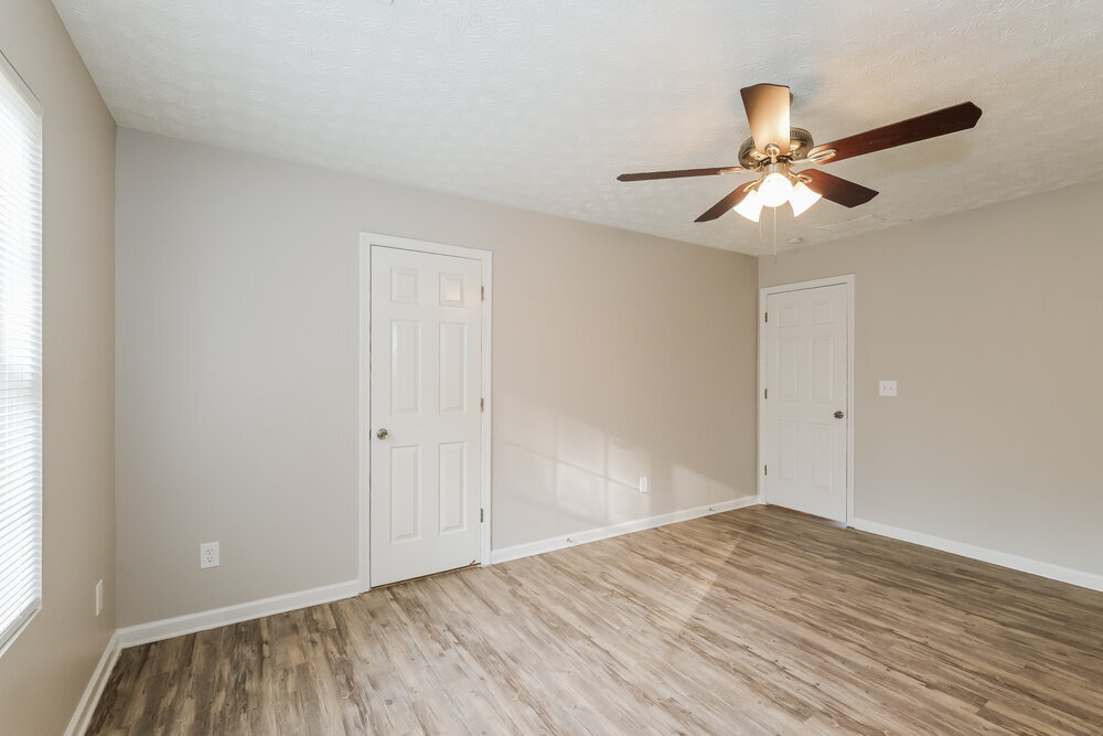 Building Photo - 458 Old Tree Dr