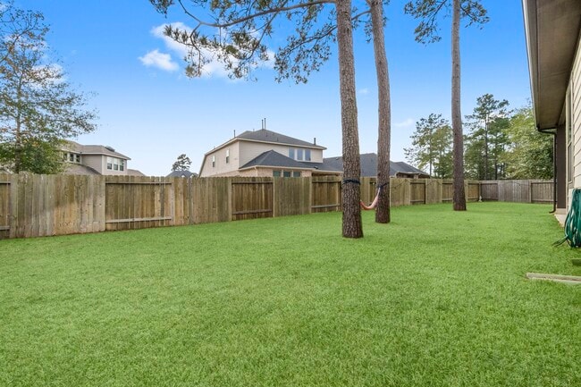 Building Photo - 248 Crest Edge St