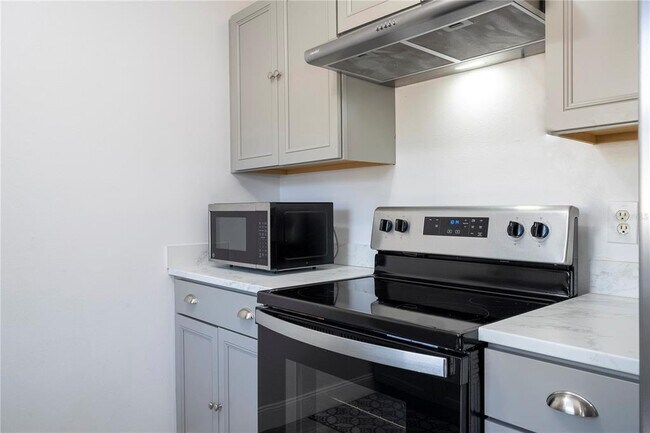 Building Photo - 50989 US-27