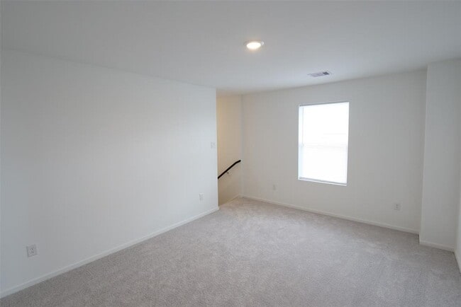 Building Photo - 26727 Feather Reed Dr