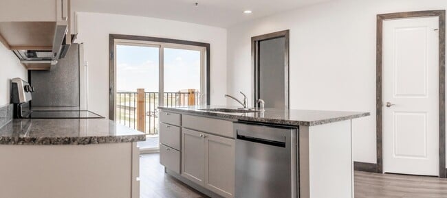 Building Photo - 2987 Aspen Dr