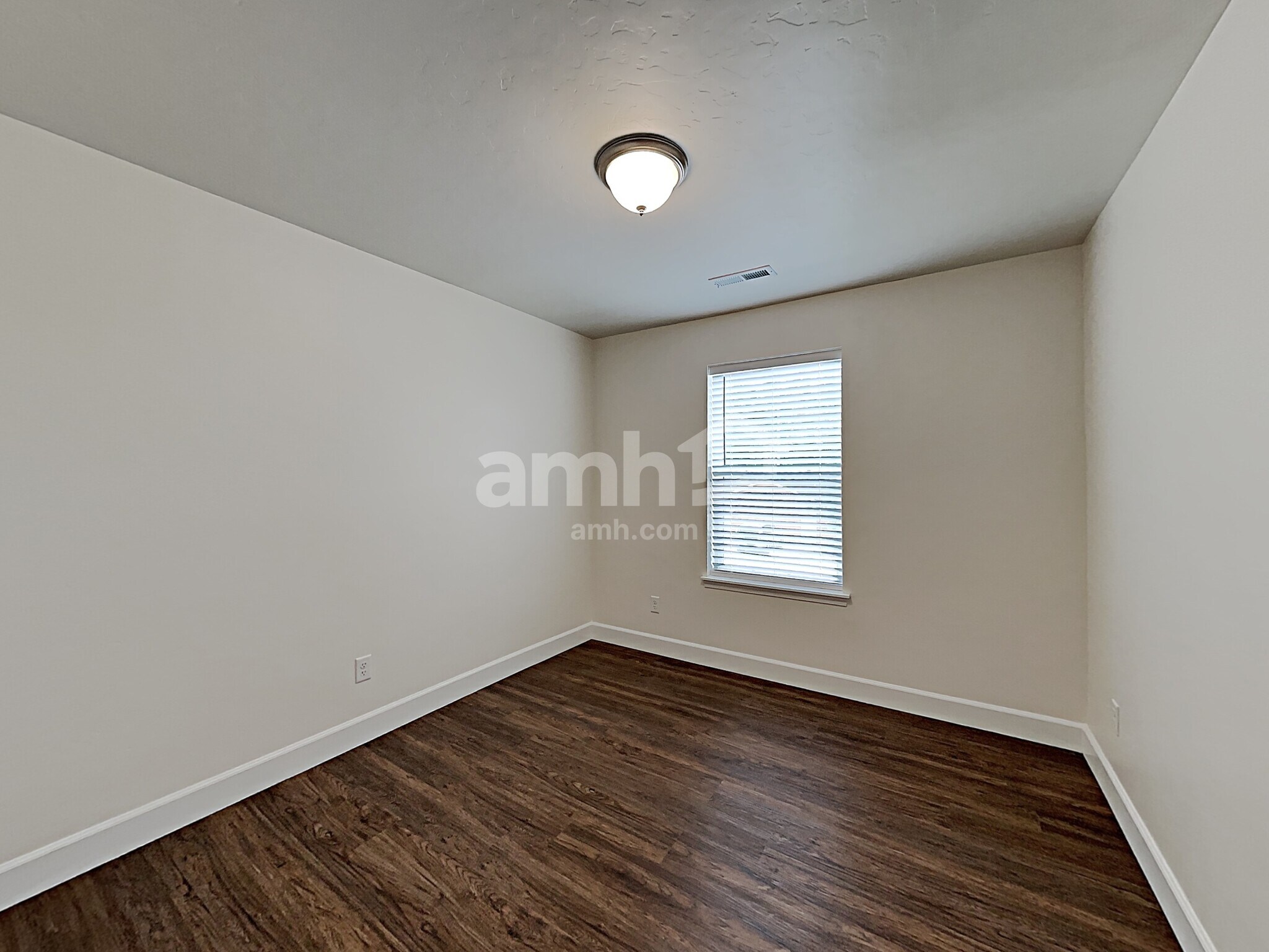 Building Photo - 1507 S Horton St