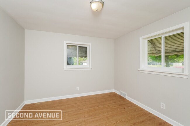 Building Photo - 2208 Plantation Dr